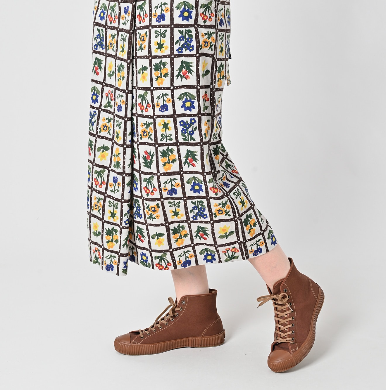Khadi Fleur Chambre Print Wrapped Skirt Female Model
