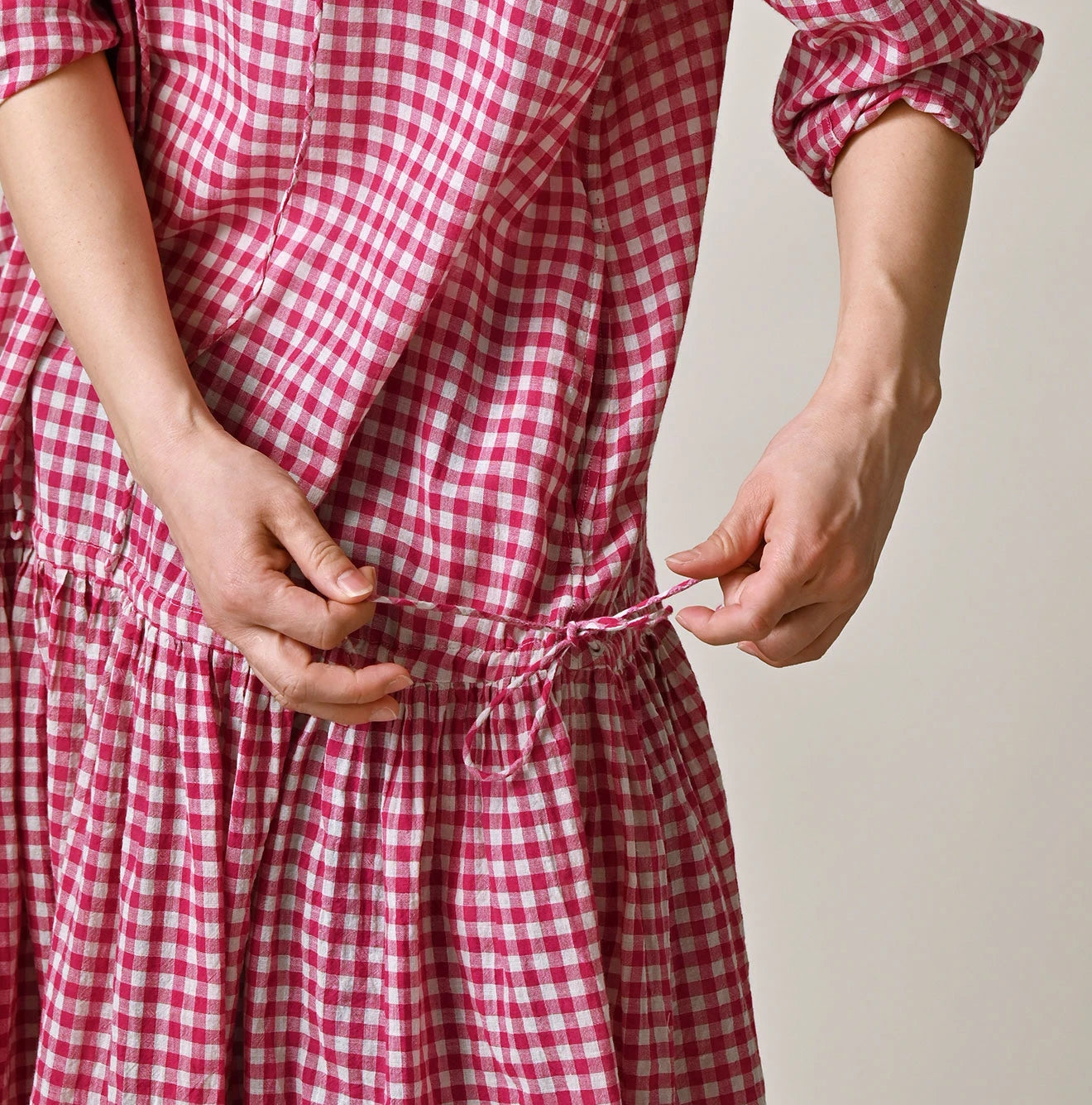 Gauze Gingham Frill Collar Dress Detail