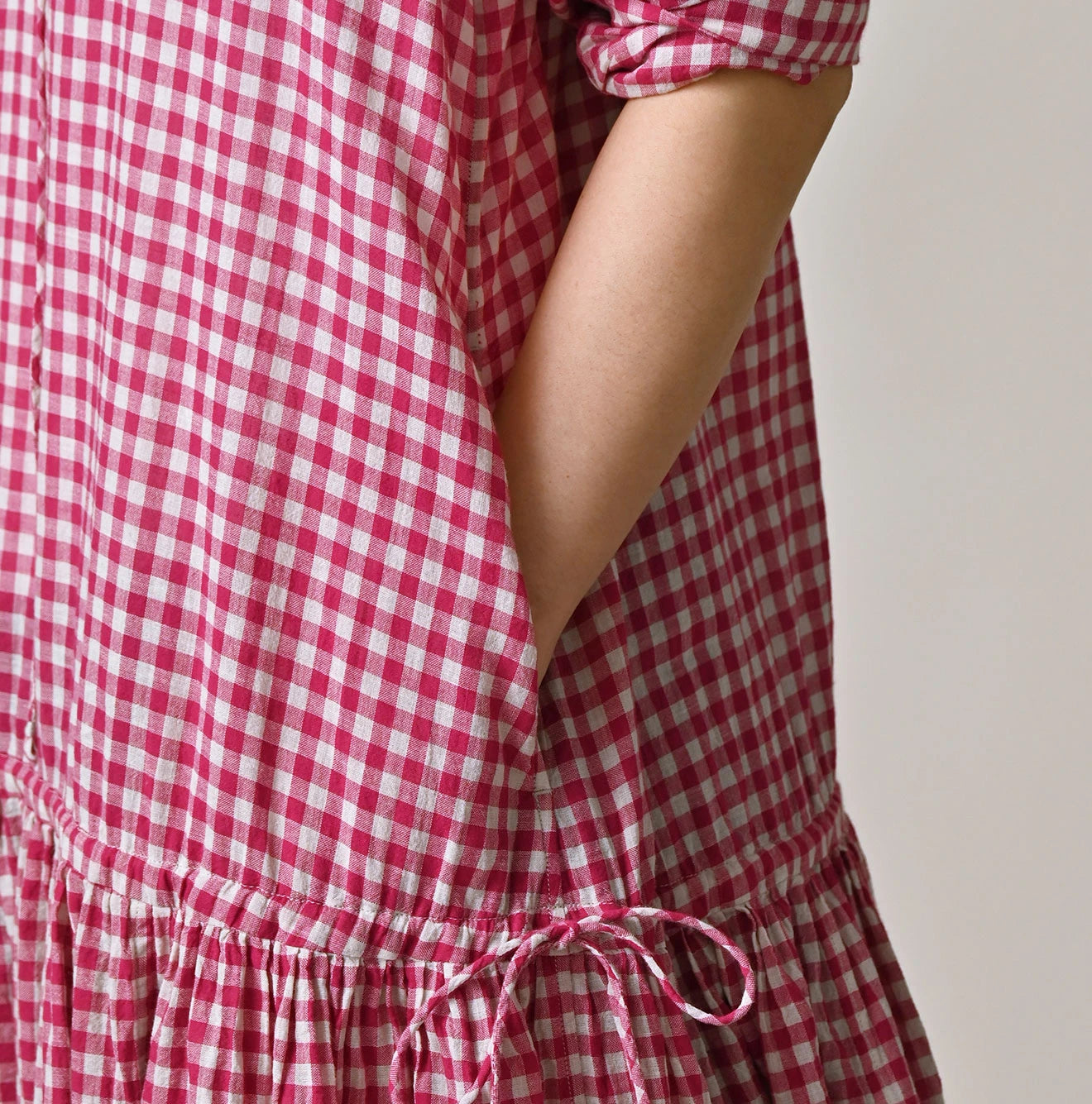 Gauze Gingham Frill Collar Dress Detail