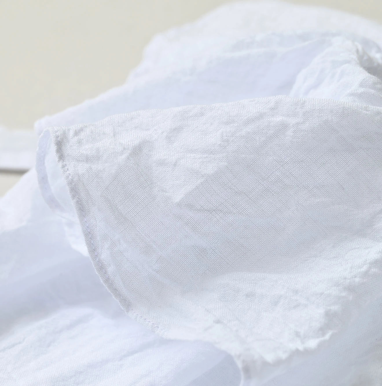 Tenjiku x Gauze Frill Camisole Detail