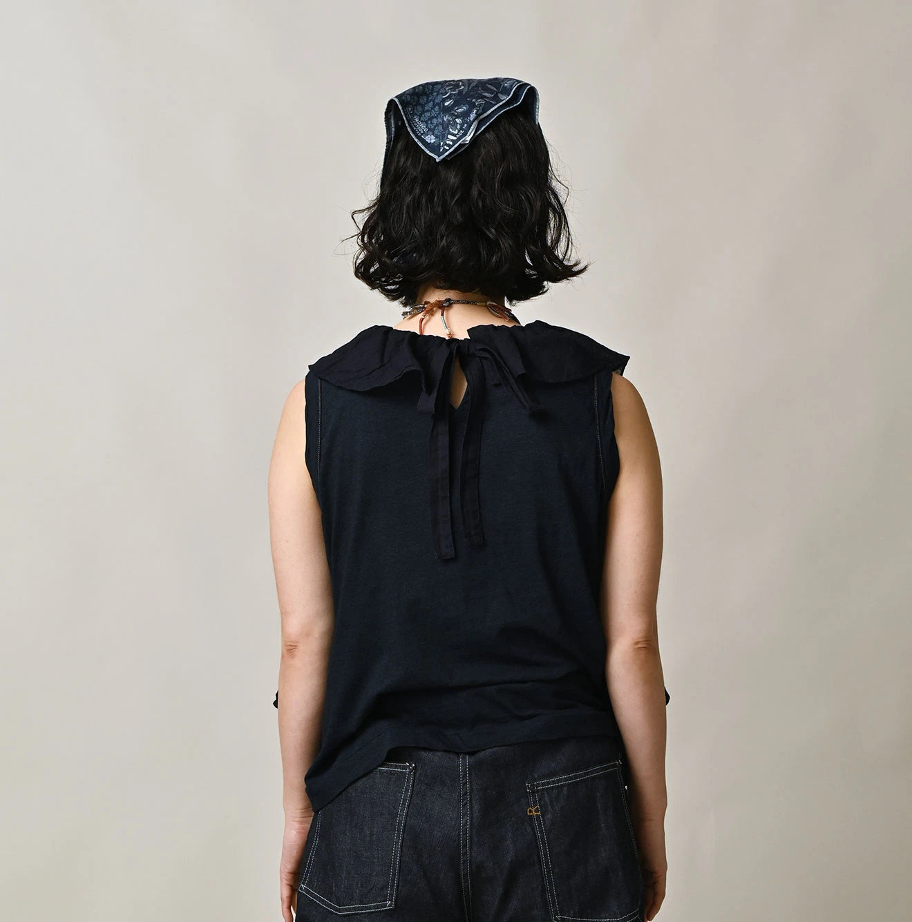 Indigo Tenjiku x Gauze Frill Camisole Female Model