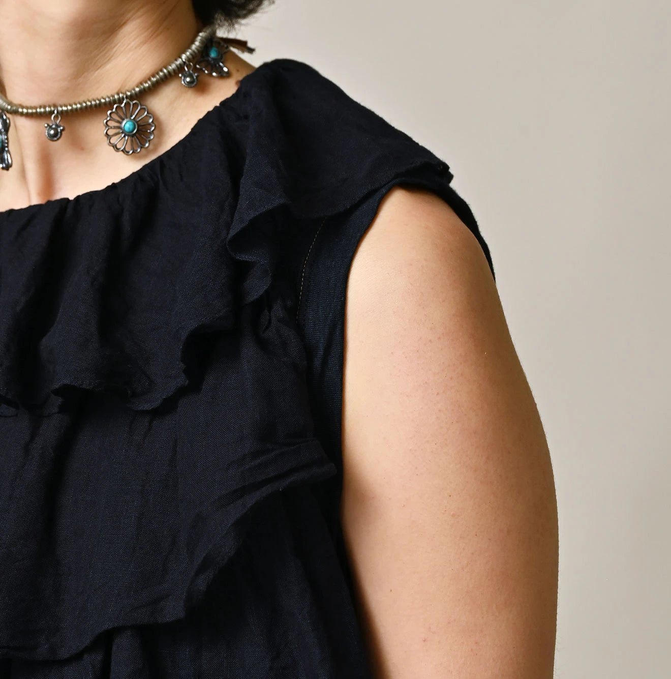 Indigo Tenjiku x Gauze Frill Camisole Detail