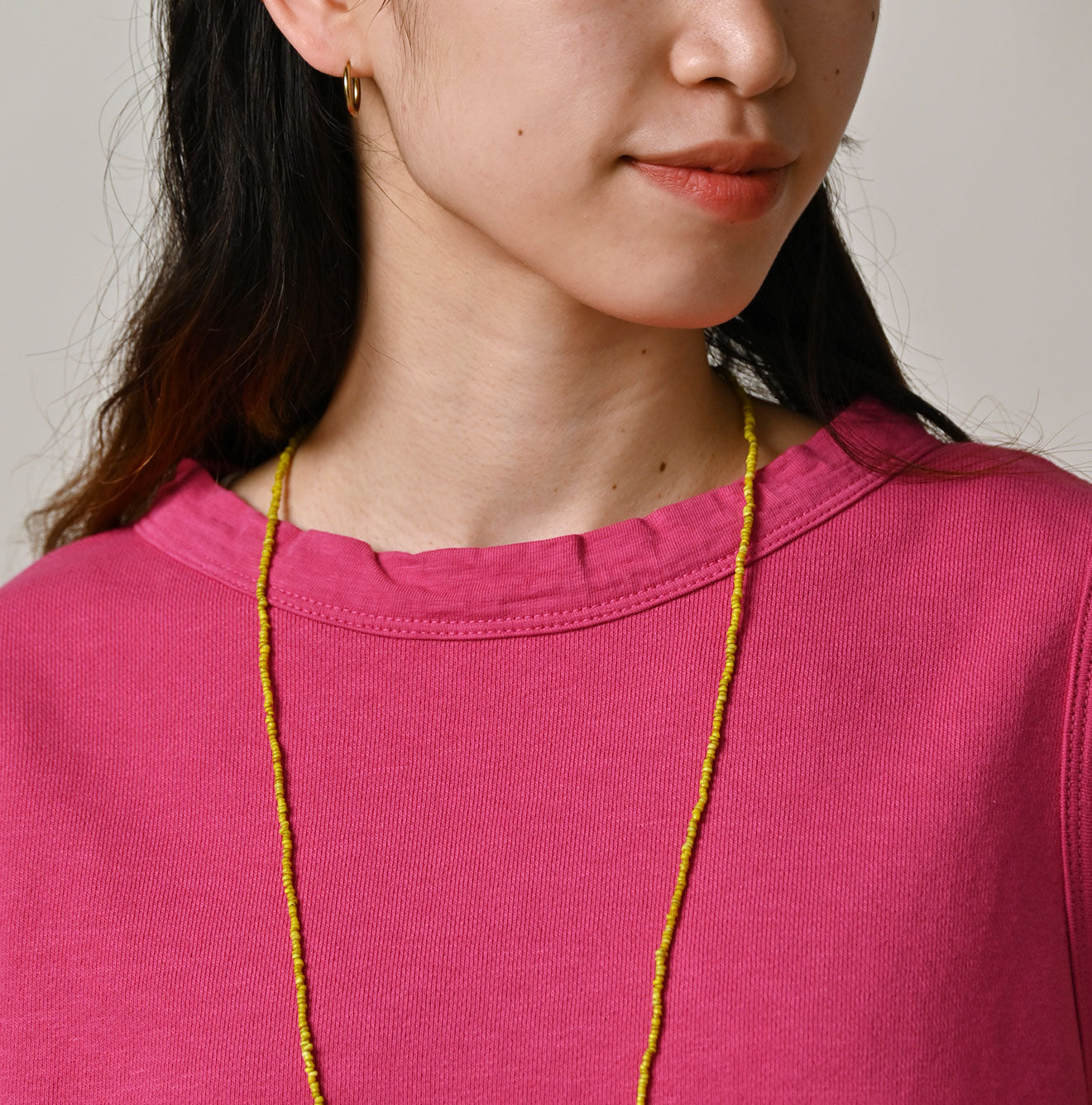 Gauze Urake No Sleeve Top Female Model
