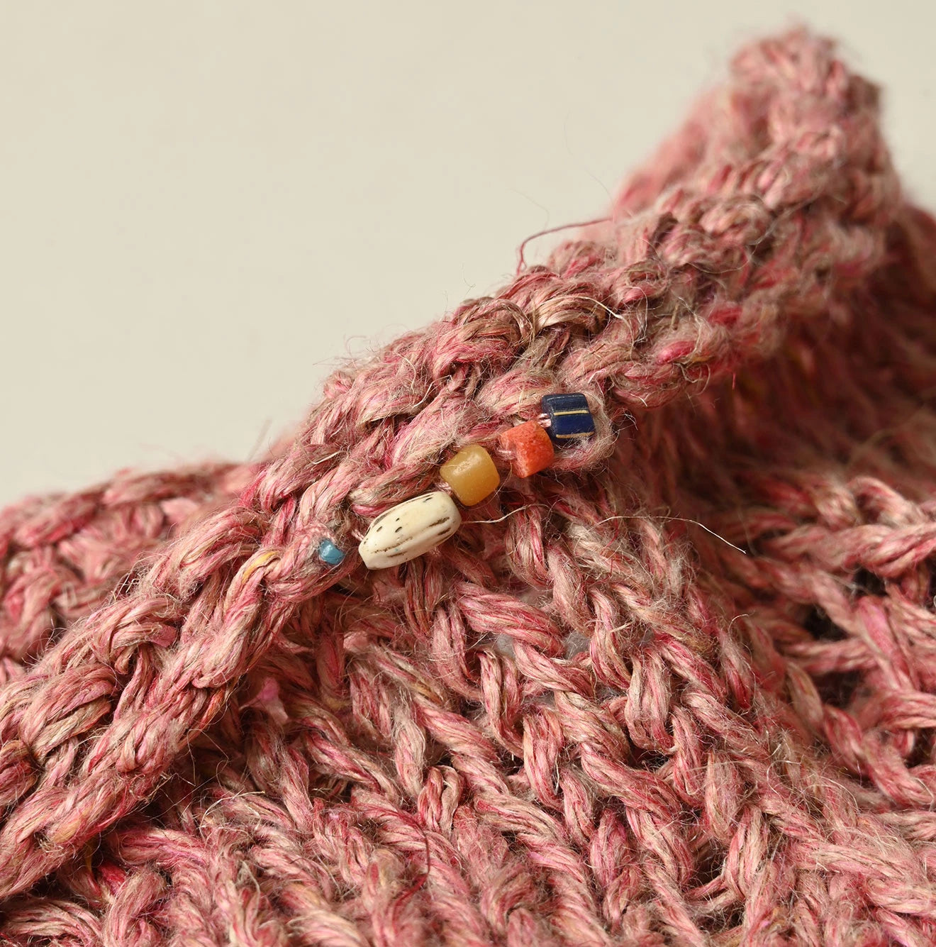 Zakkuri Linen Sweater Detail