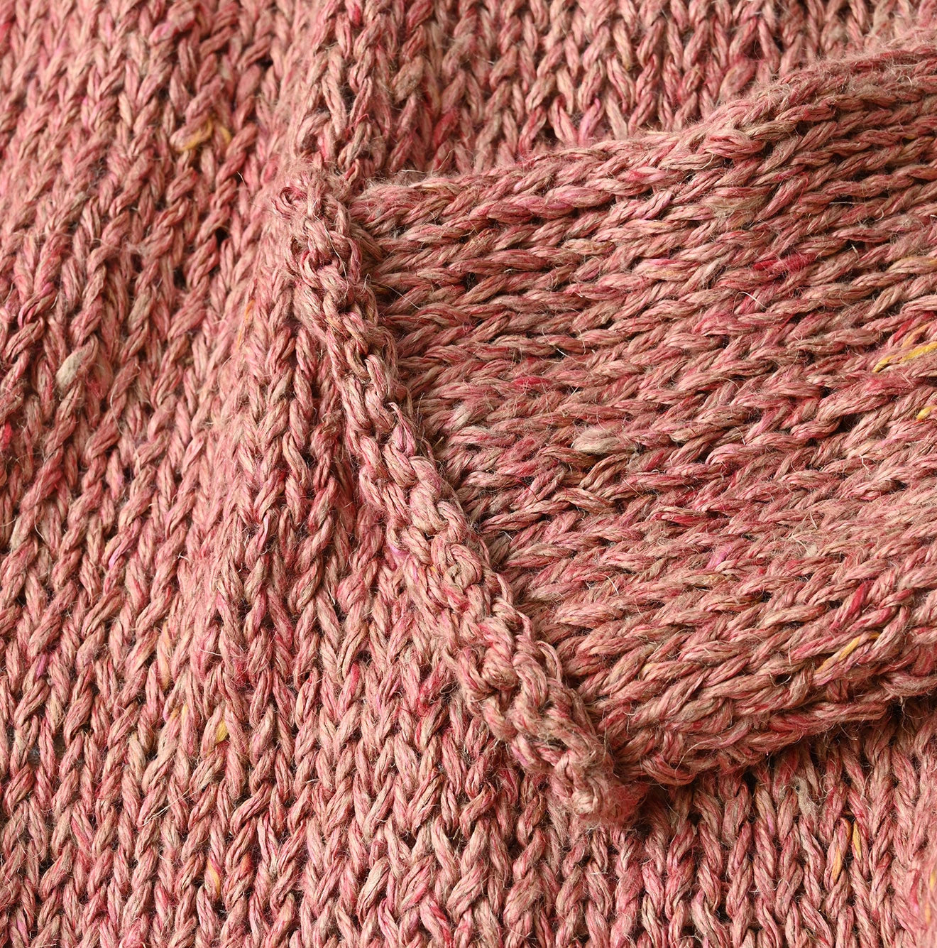 Zakkuri Linen Sweater Detail