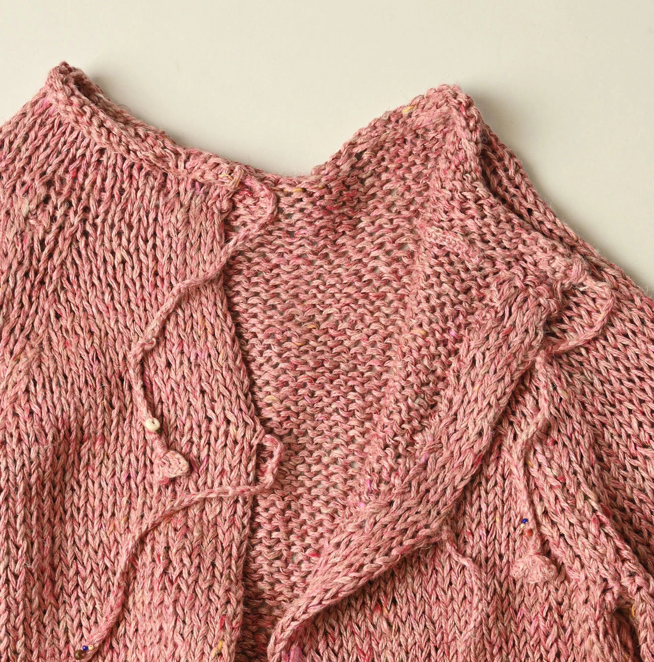 Zakkuri Linen Sweater Detail
