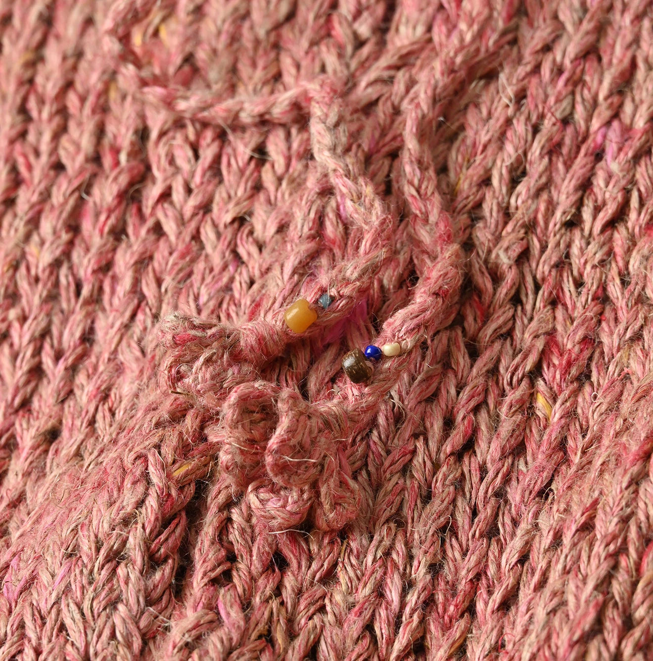 Zakkuri Linen Sweater Detail