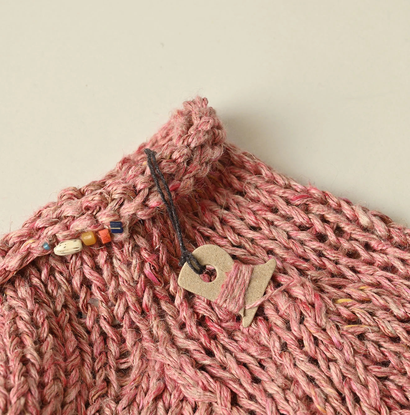 Zakkuri Linen Sweater Detail