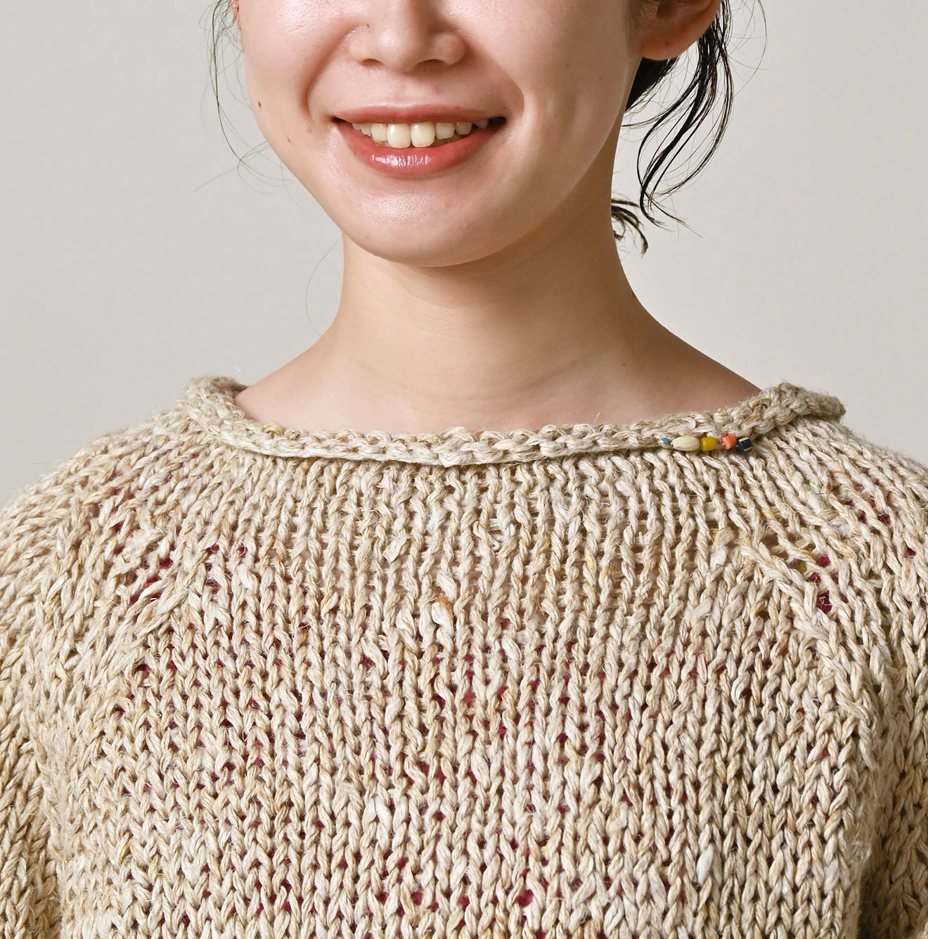 Zakkuri Linen Sweater Detail
