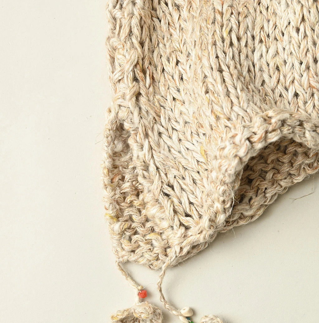 Zakkuri Linen Vest Detail