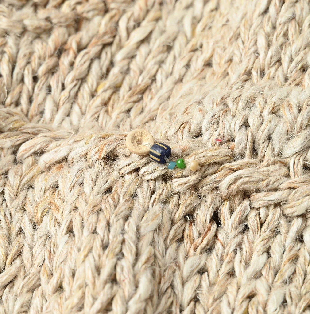 Zakkuri Linen Vest Detail