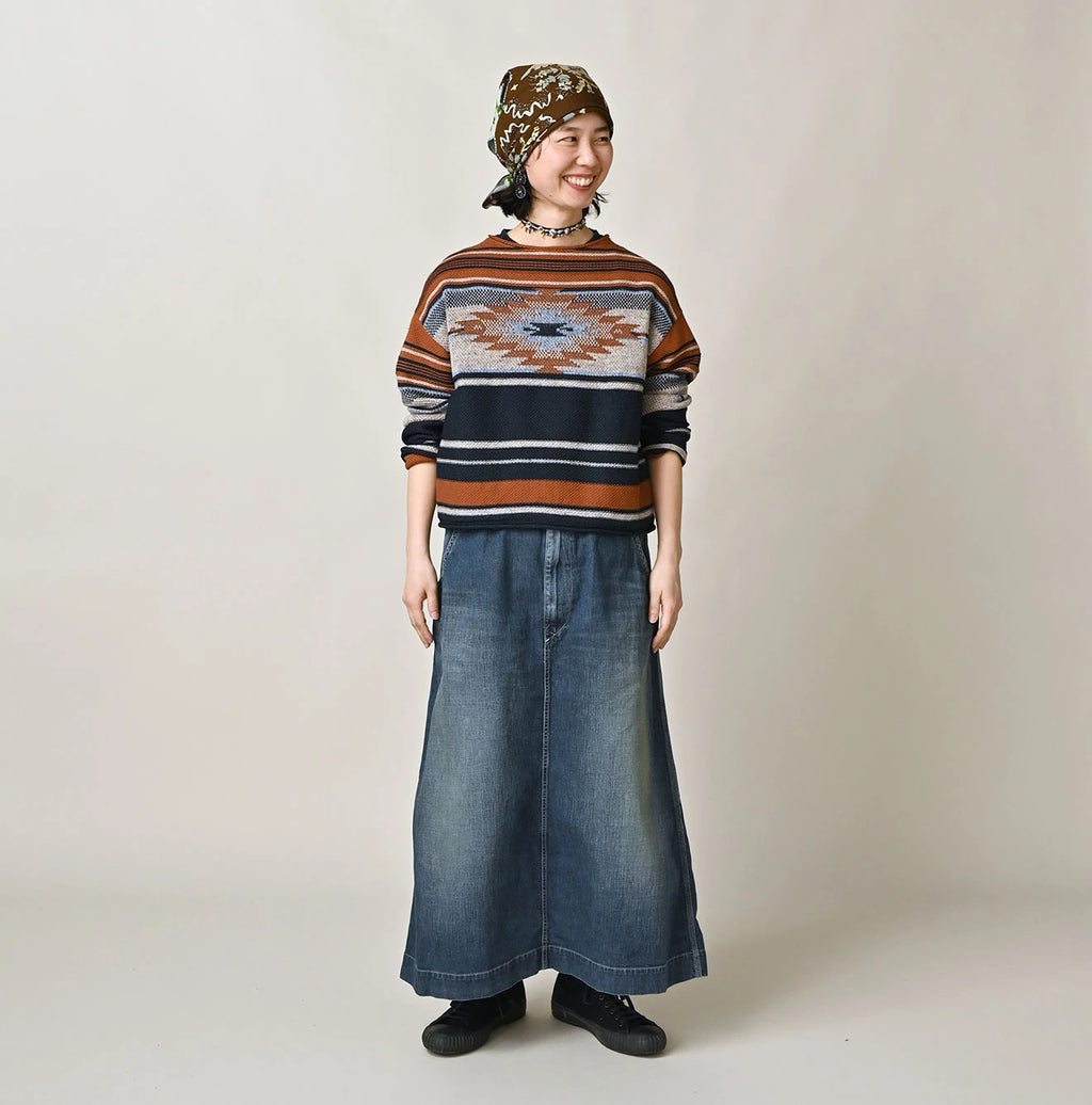 Indigo Native Gima Jacquard M Sweater Female Model