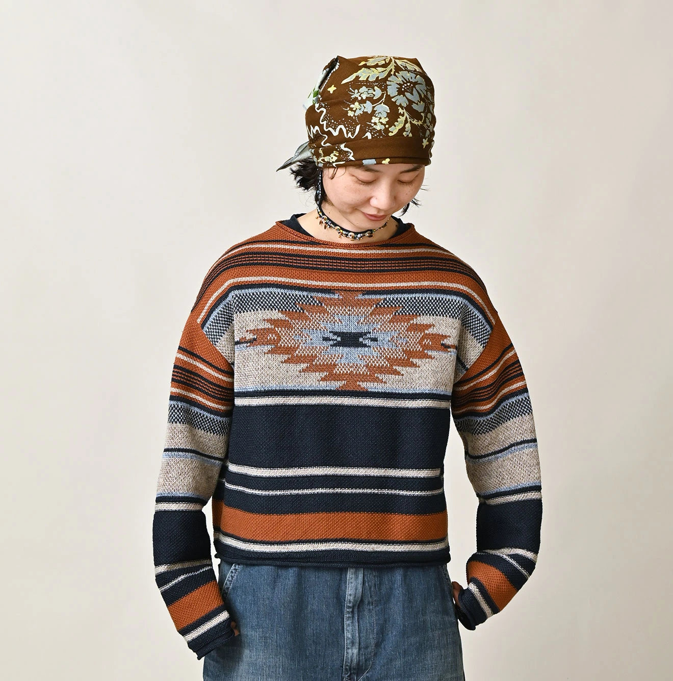 Indigo Native Gima Jacquard M Sweater Female Model