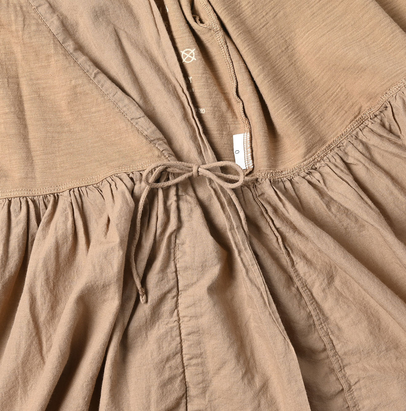 Supima Tenjiku Cache-Coeur Detail
