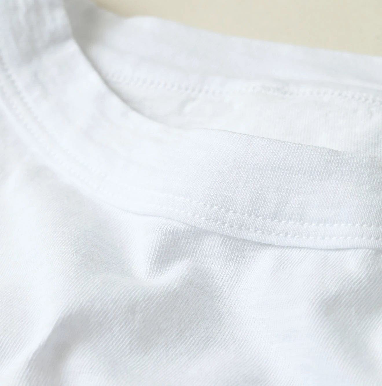Nasuppie Embroidered 908 T-shirt Detail
