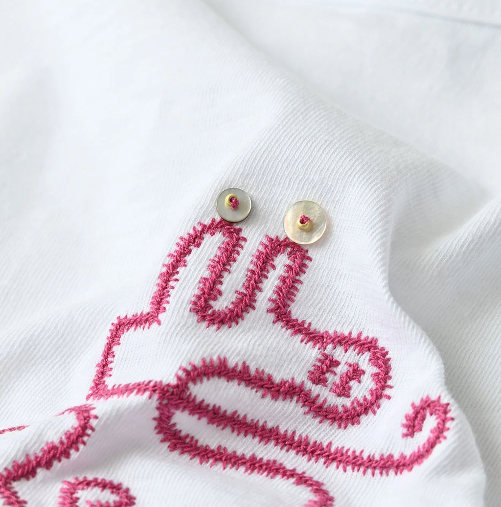 Nasuppie Embroidered 908 T-shirt Detail