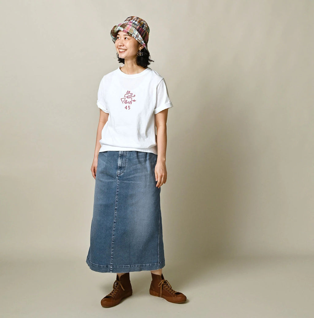Nasuppie Embroidered 908 T-shirt