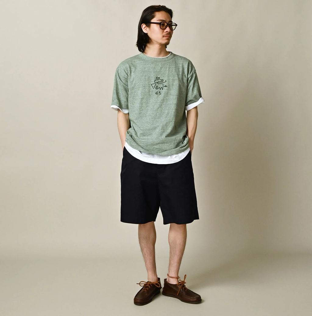 Top Nasuppie Embroidered 908 T-shirt Male Model
