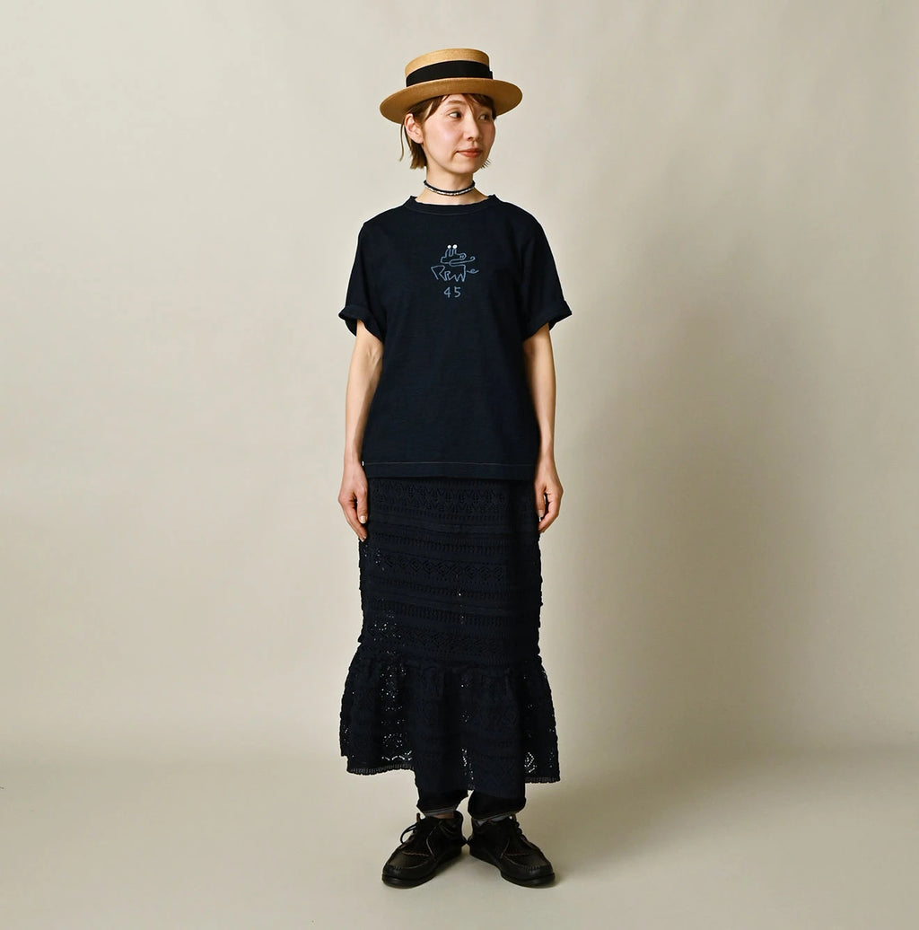 Indigo Nasuppie Embroidered 908 T-shirt Female Model