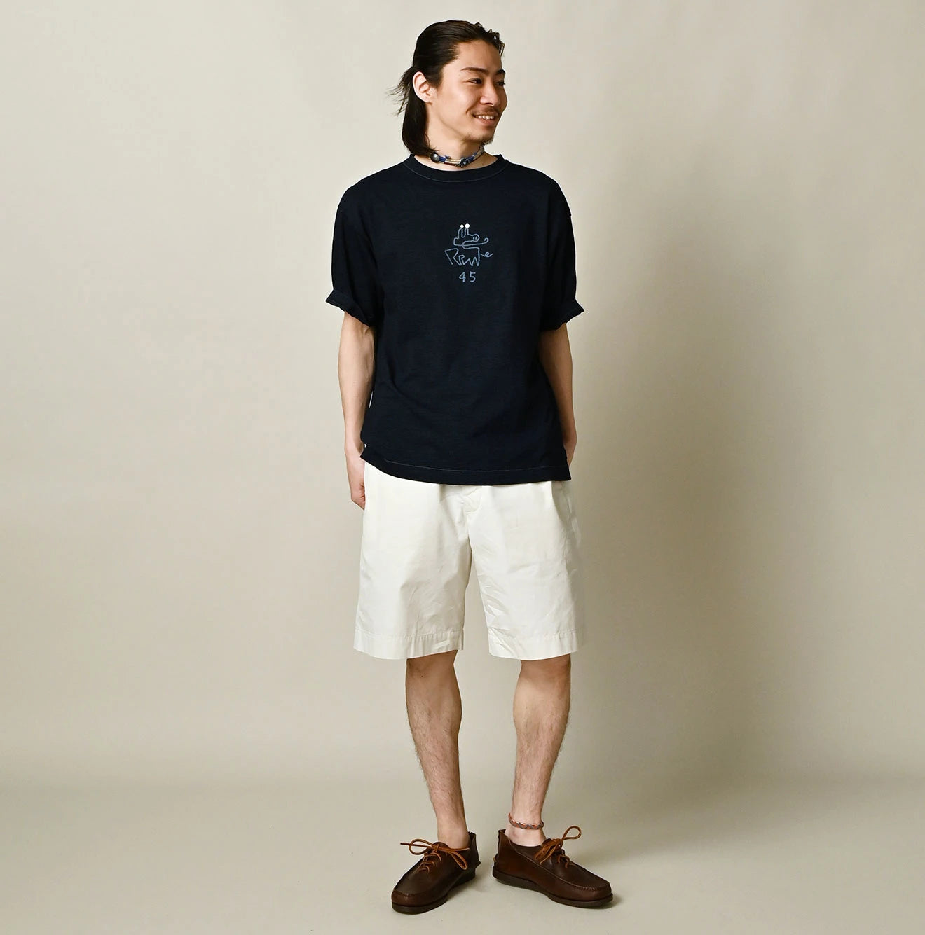 Indigo Nasuppie Embroidered 908 T-shirt Male Model