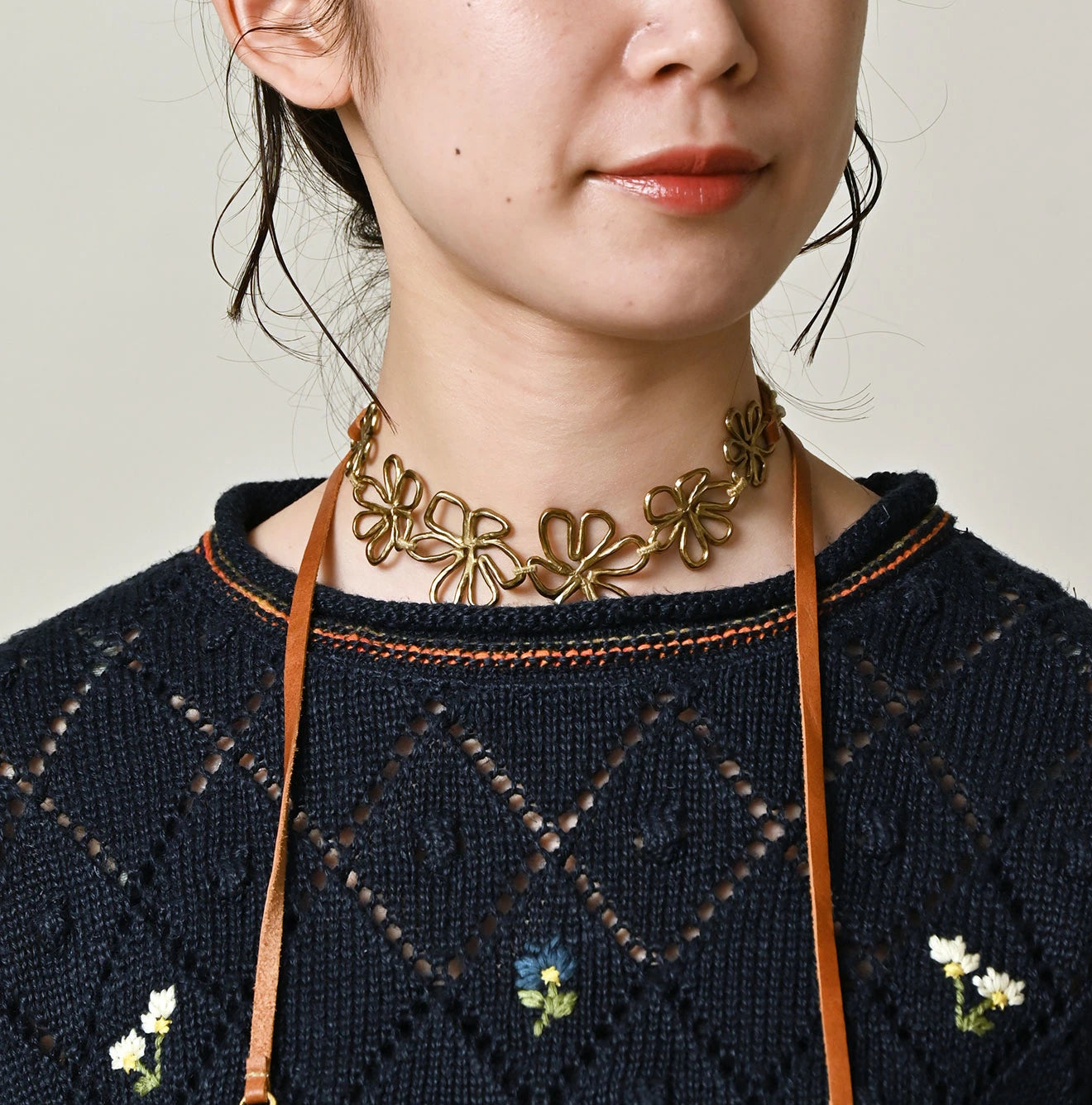 Linen Hippie Flower Puff Sweater Detail