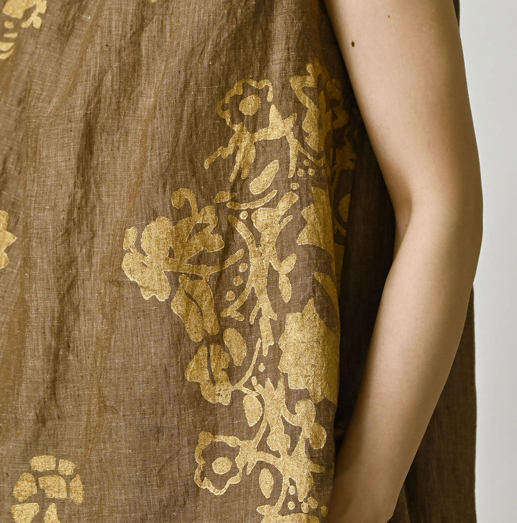 Indian Linen Gold Leaf Print Shirred Sleeveless Shirt