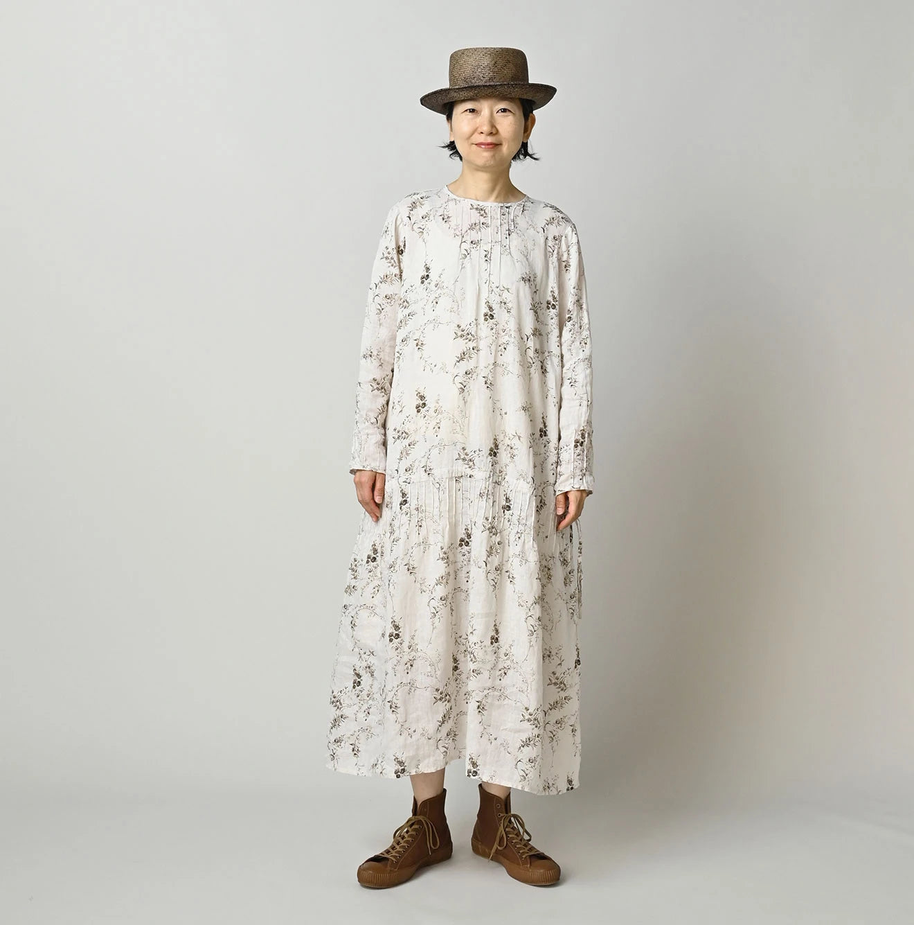 Linen Breezy Campanula Print Pintuck Dress