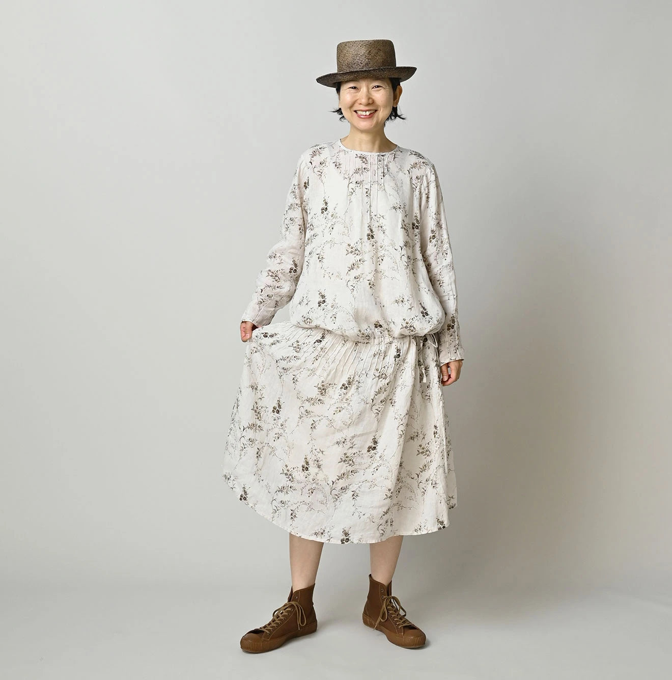 Linen Breezy Campanula Print Pintuck Dress