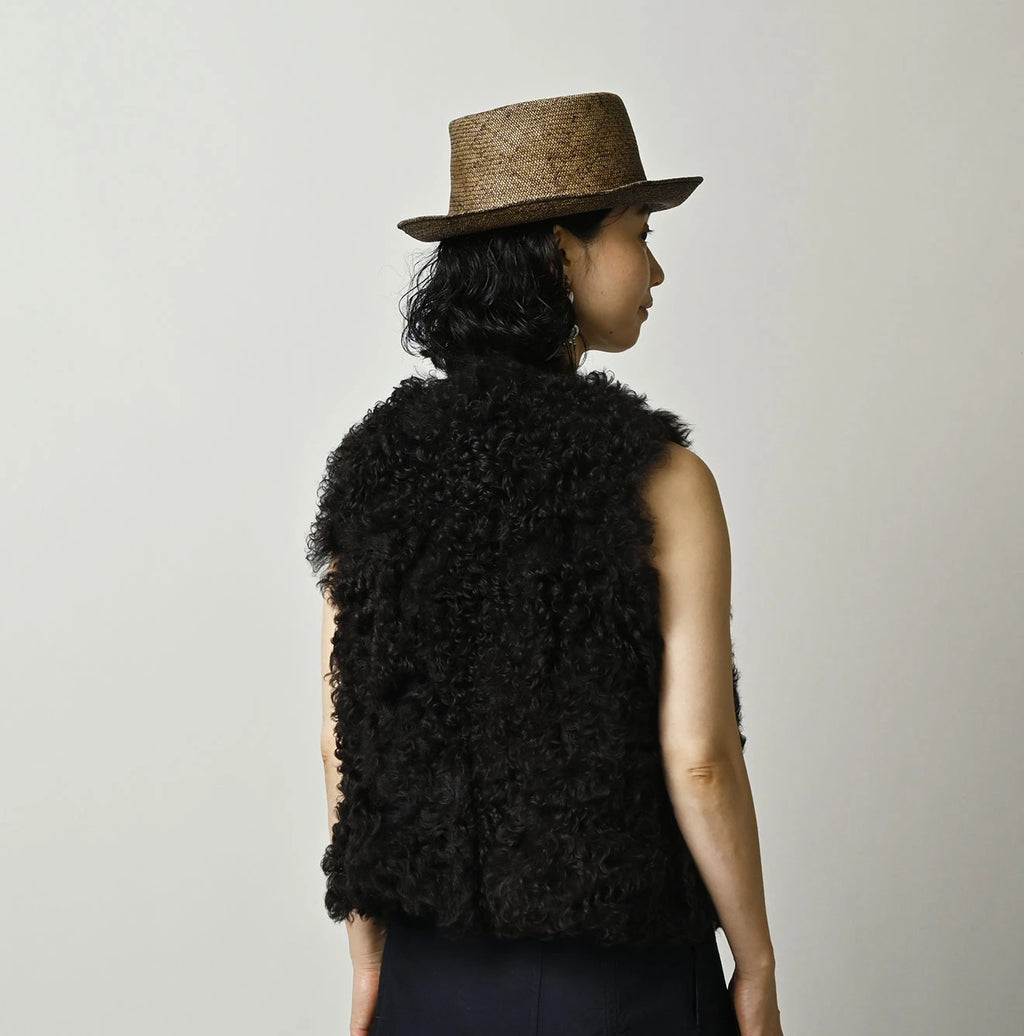 Mouton Petit Vest