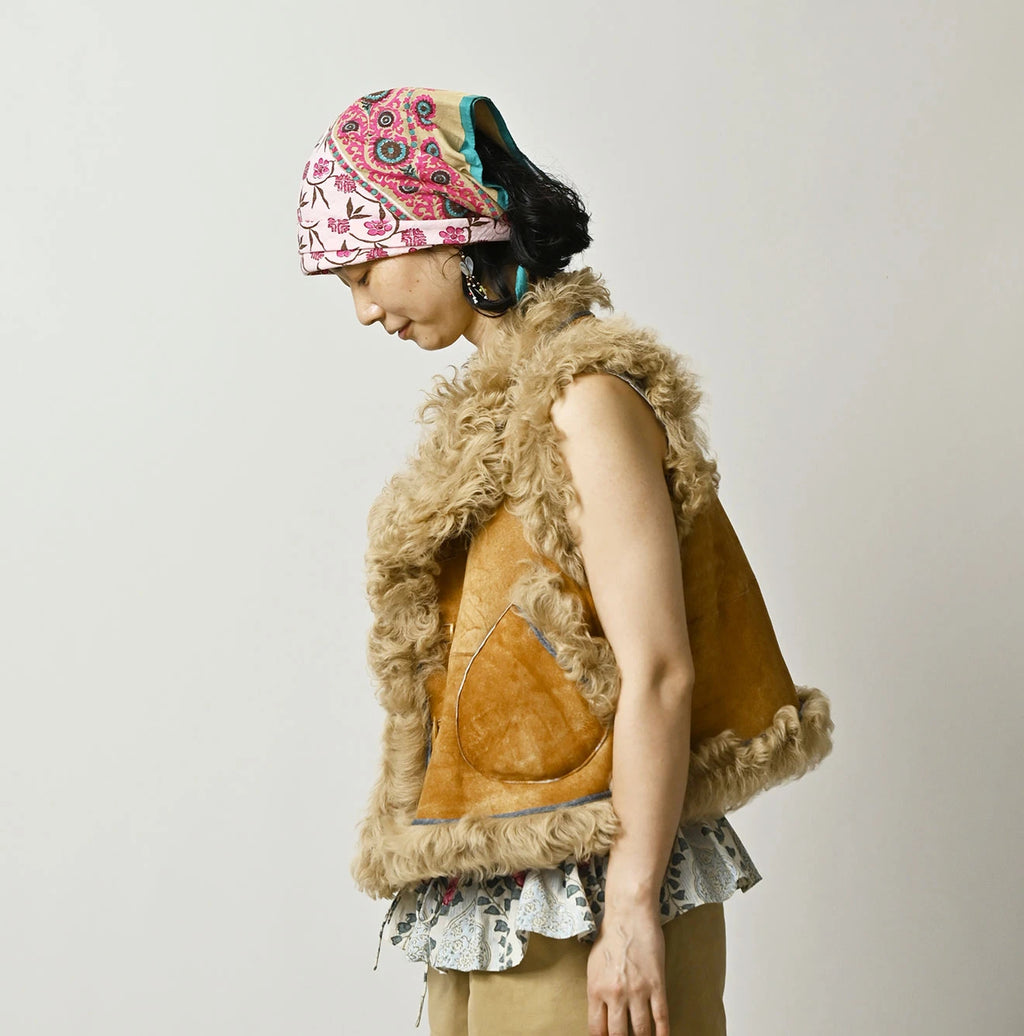 Mouton Petit Vest