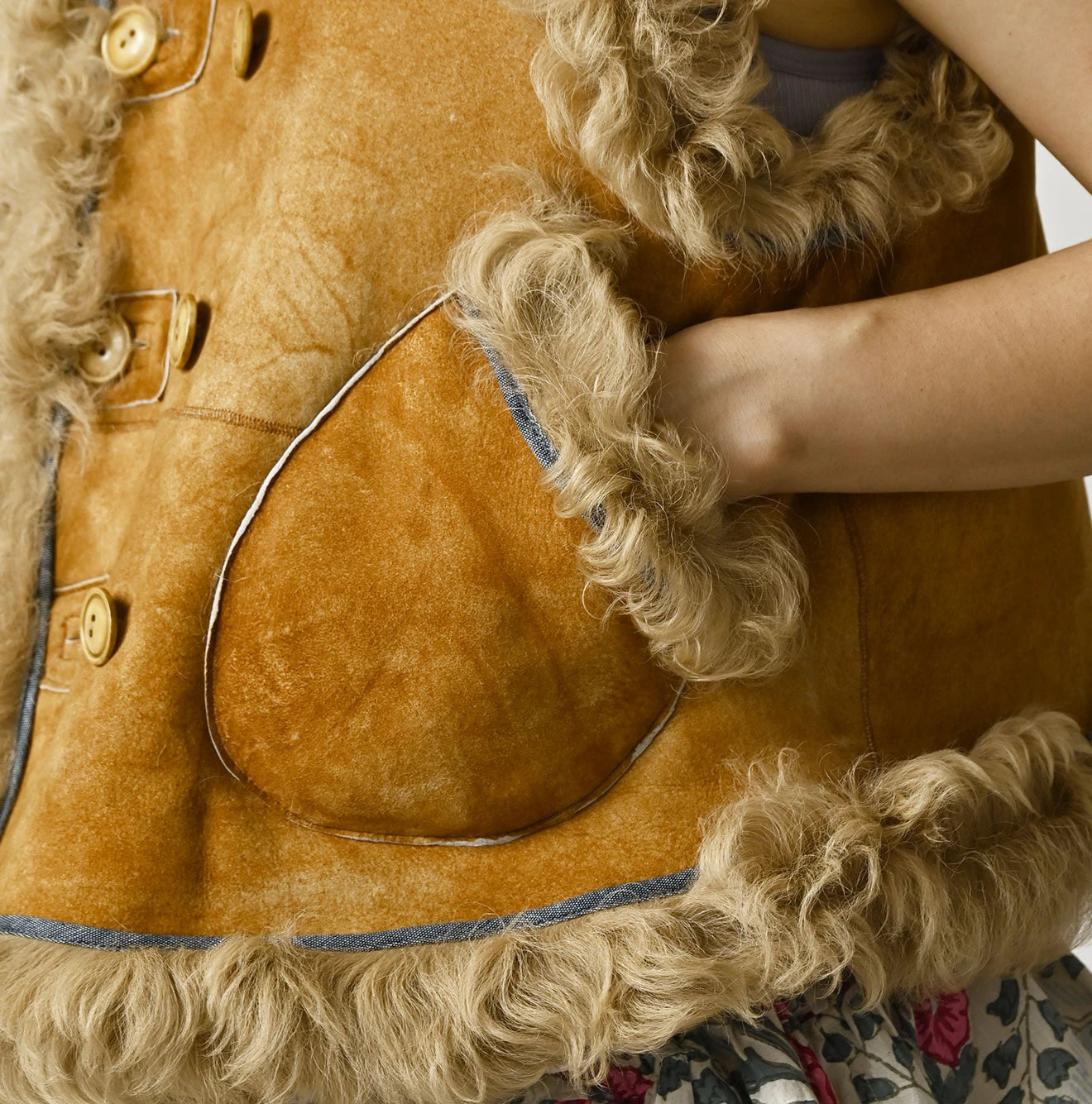 Mouton Petit Vest