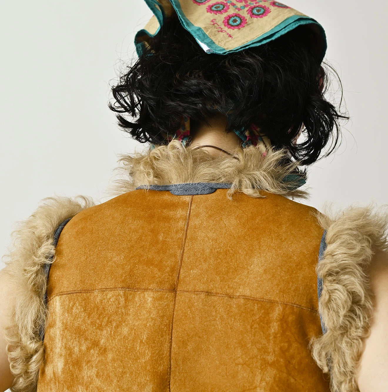 Mouton Petit Vest