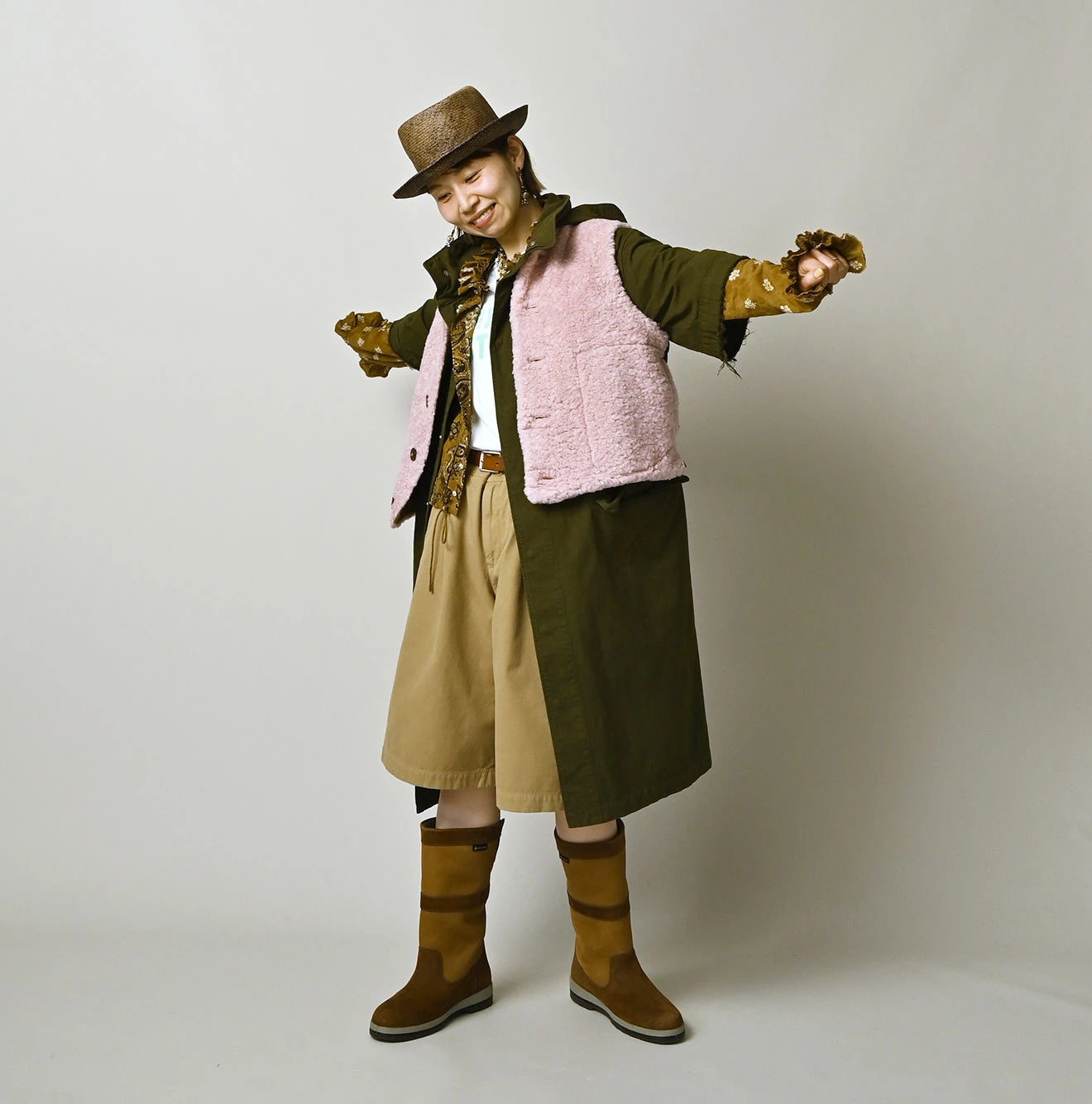 Wool Boa x Nylon Vest