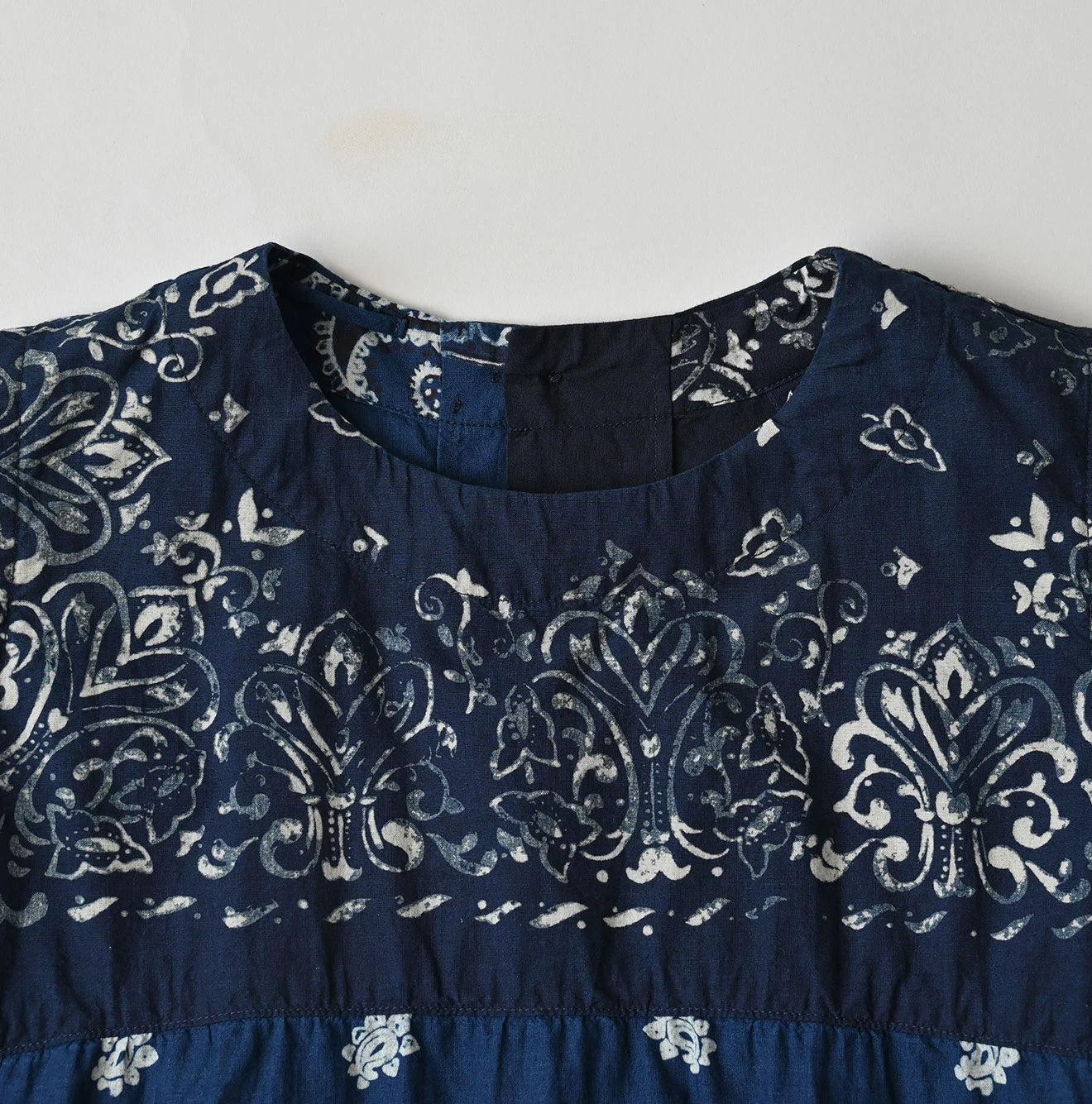 Indigo Hira Bandana Mix A la Mode Sleeveless Top