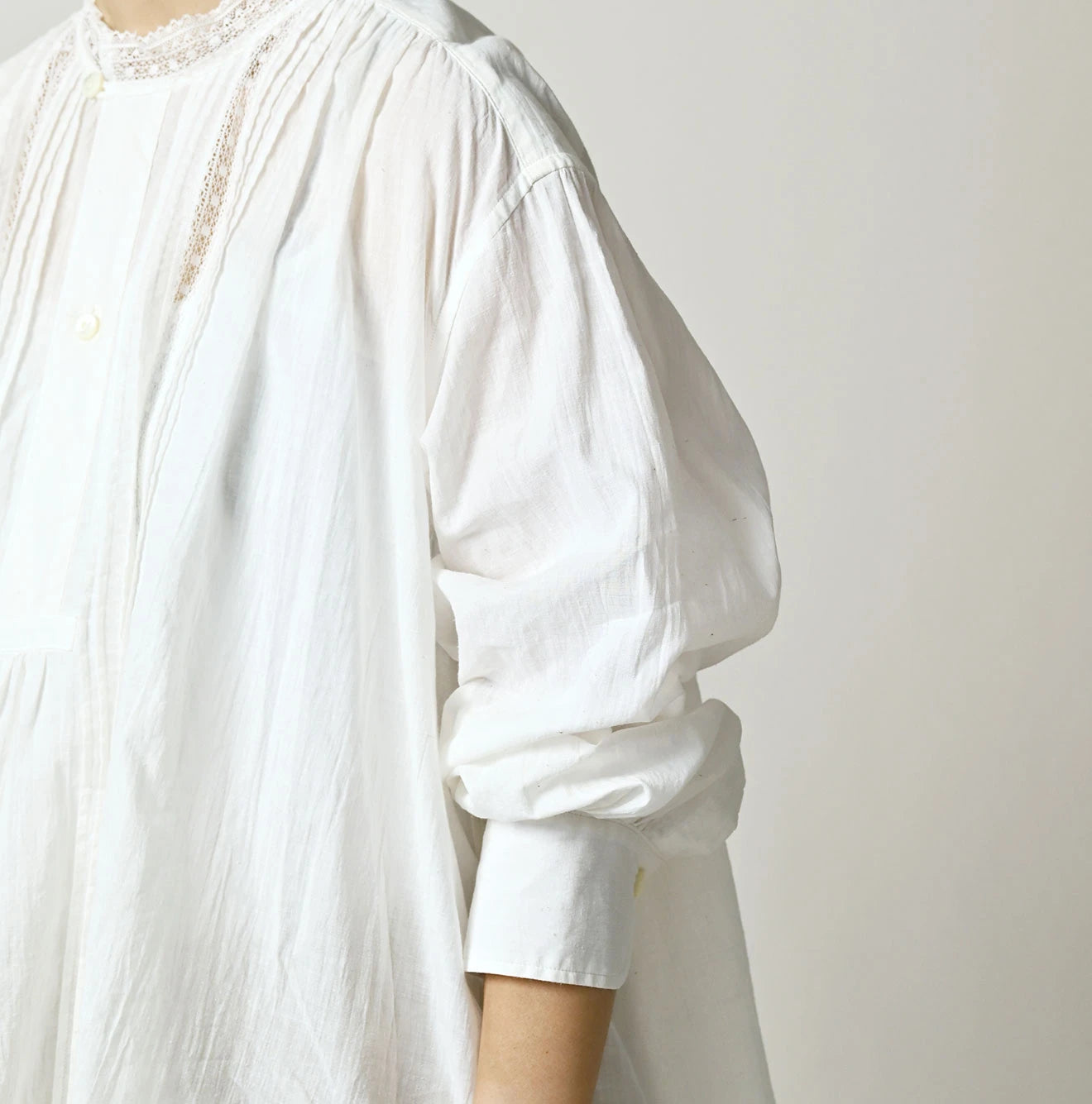 Indian Khadi Tuck x Lace Smock Blouse White