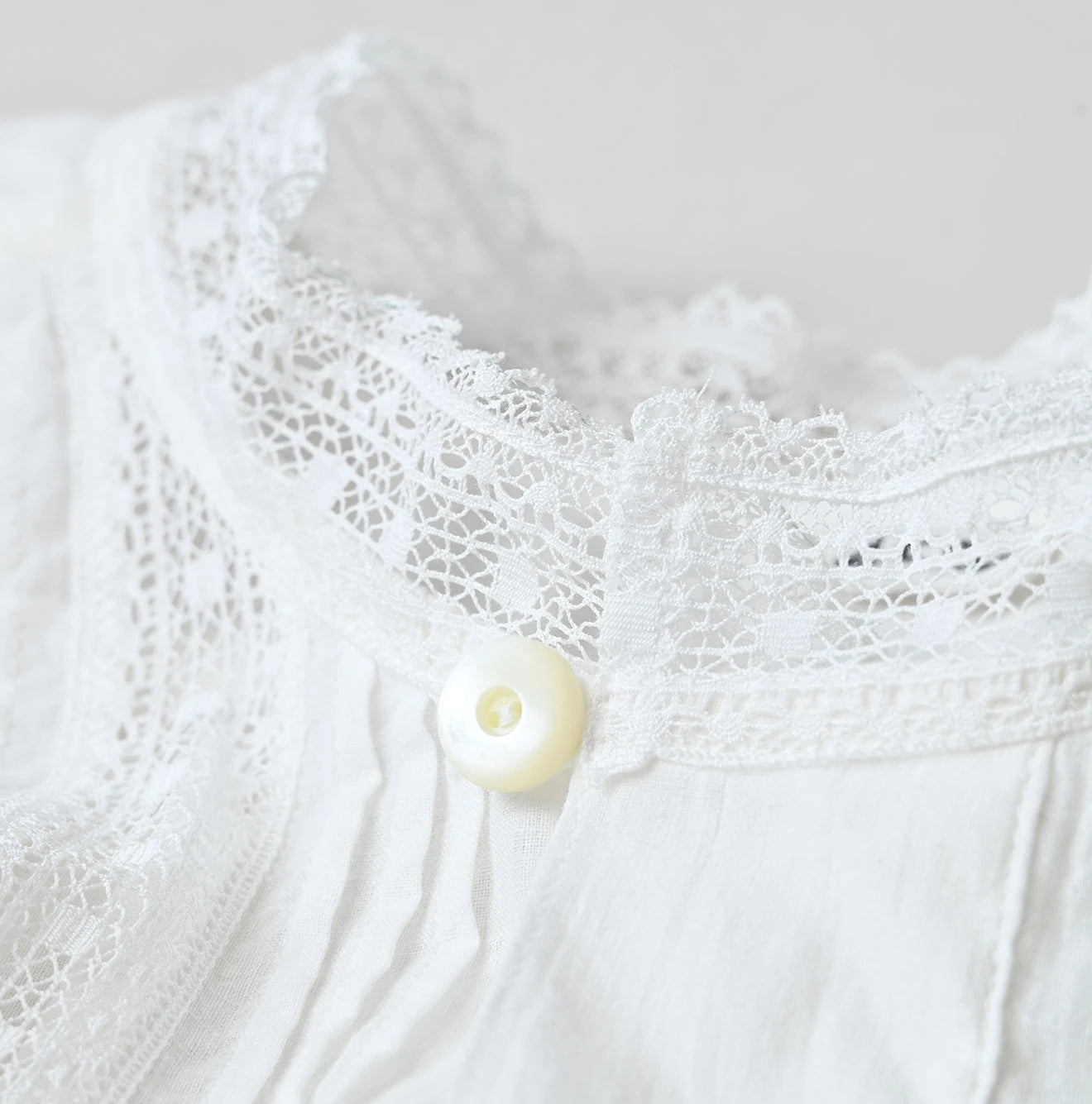 Indian Khadi Tuck x Lace Smock Blouse White
