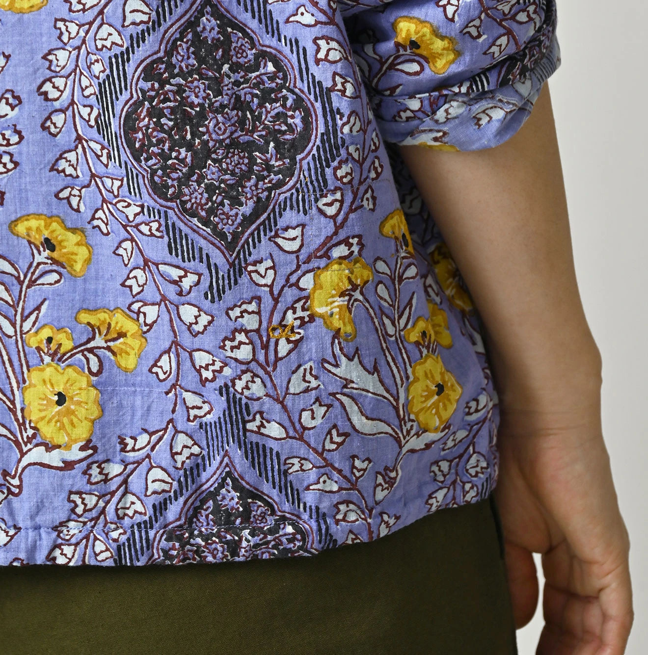 Indian Khadi Saffron Block Print Frill de T-shirt