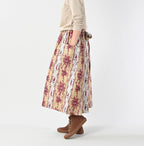 Chandelier Flower Print Puff Apron Skirt Female Model