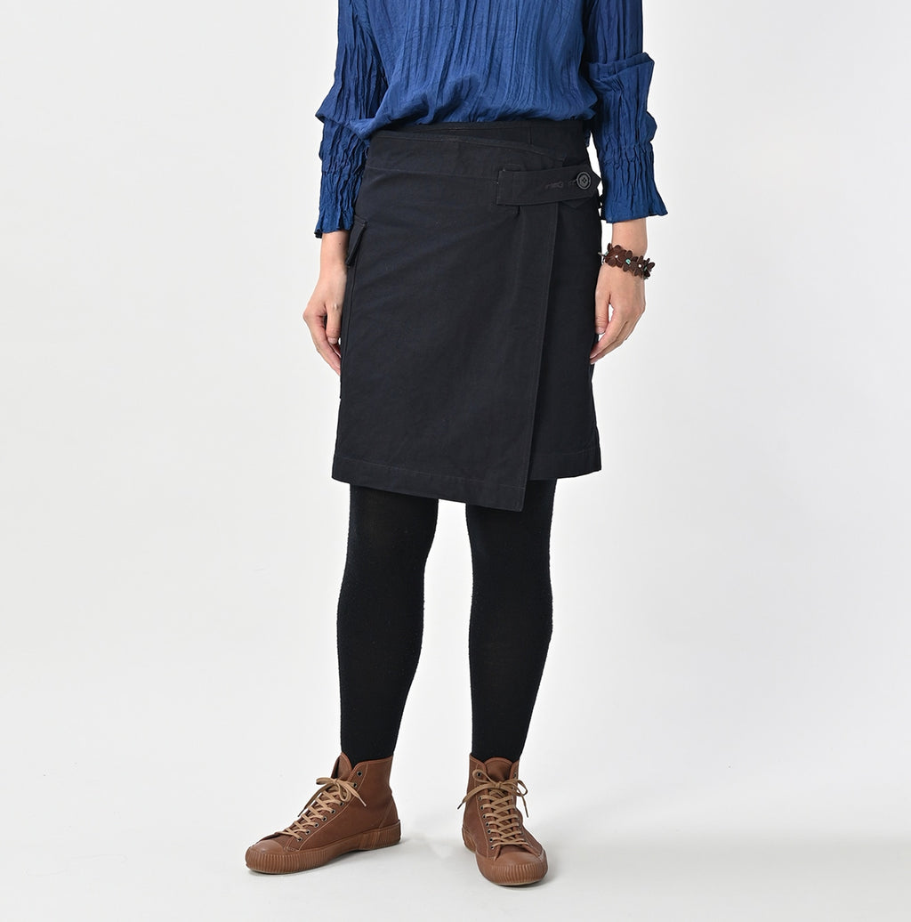 Indigo Duck Mini Tablier Female Model