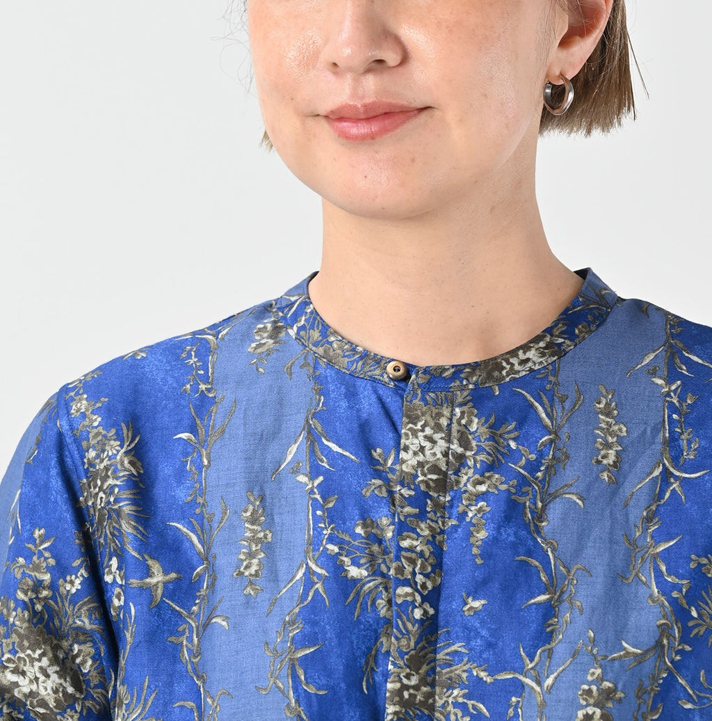 Chandelier Flower Print Gather Dress Detail