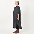 Indigo Fuwa Fuwa Double Woven Easy Dress Female Model