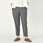 Combed Wool Easy Slacks WOMEN Female Model