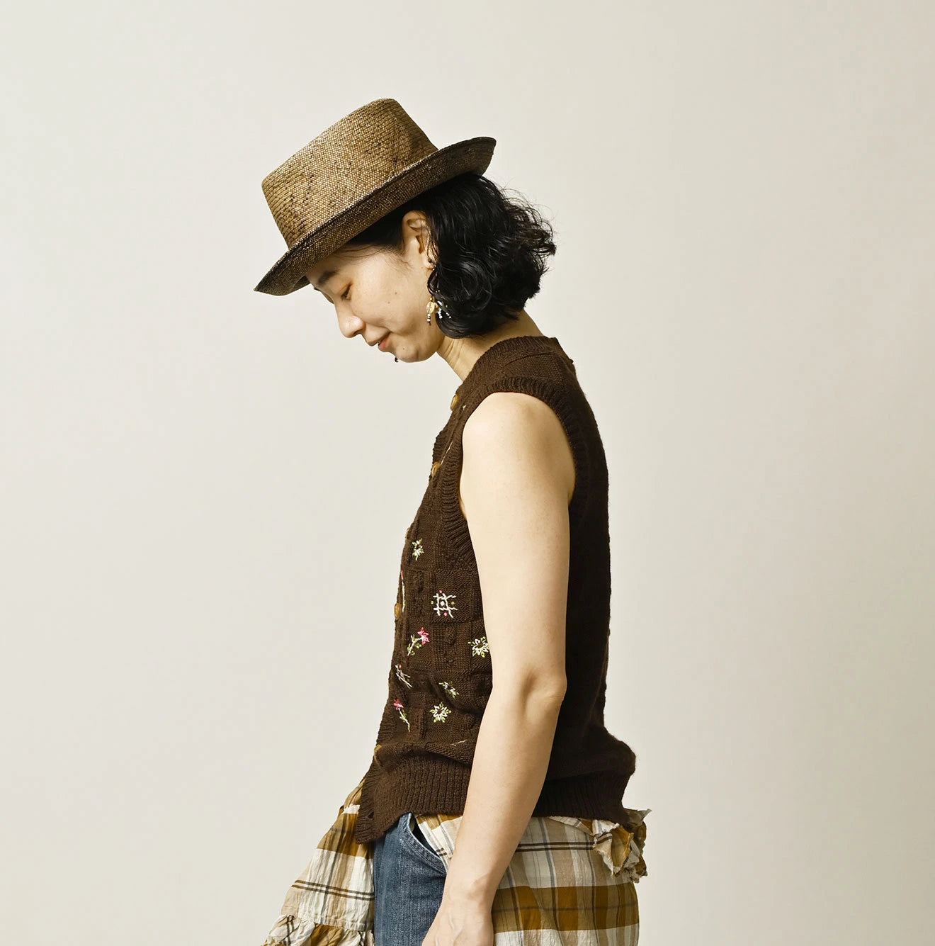 Pom-pom Flower Vest