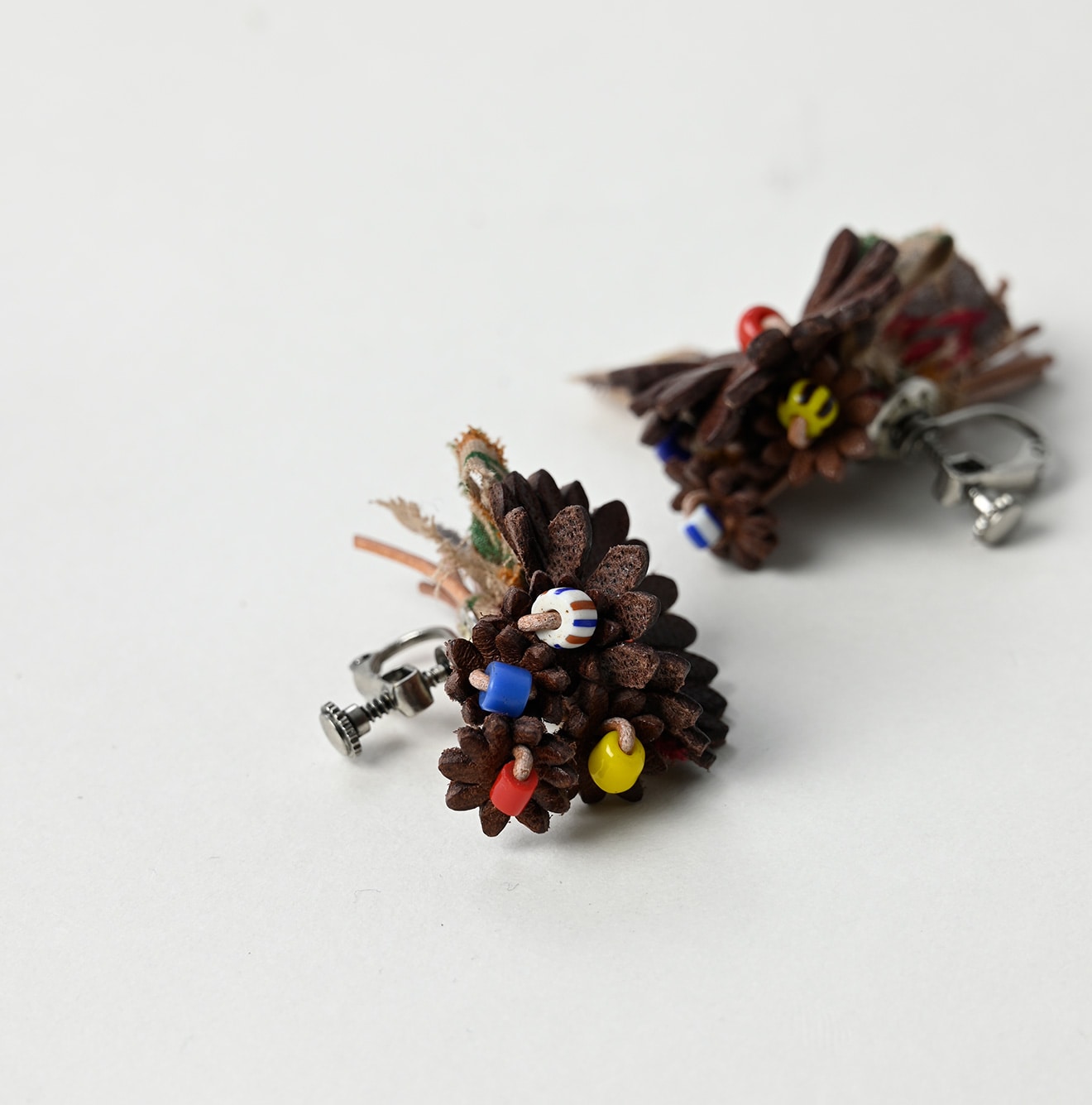 Leather x Glass Beads Bouquet Flower Earrings Detail