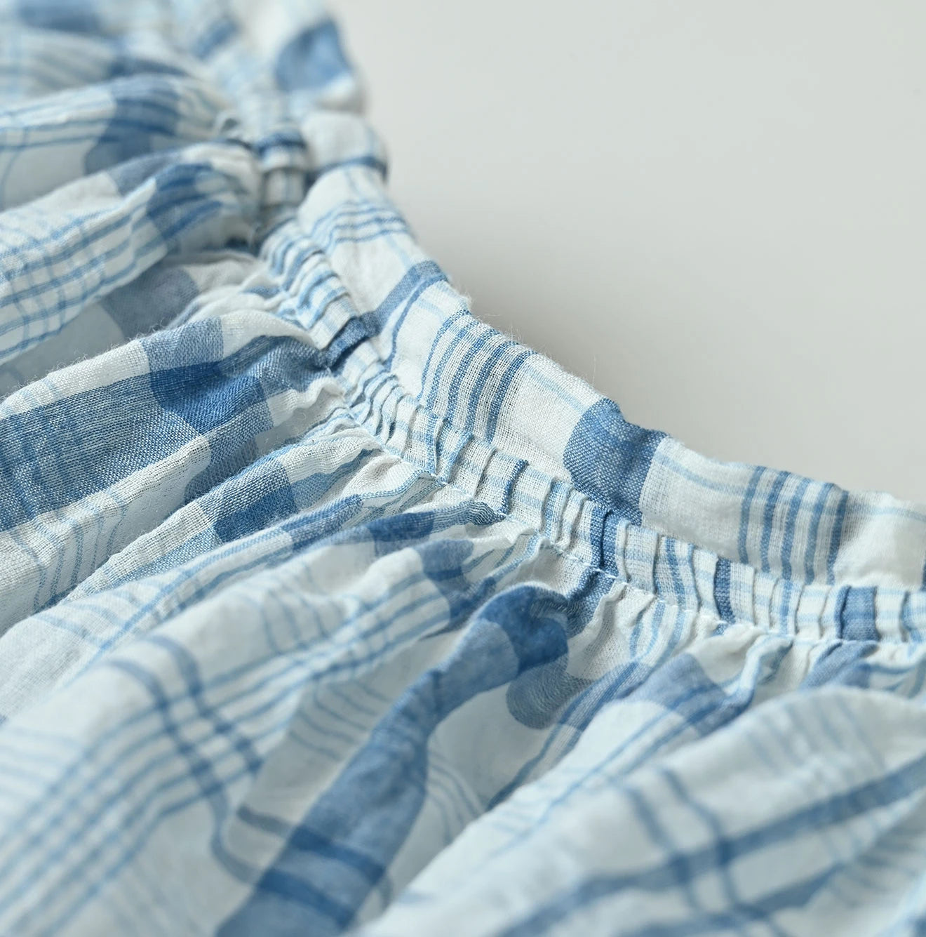 Feather Khadi Silk Large Pétale