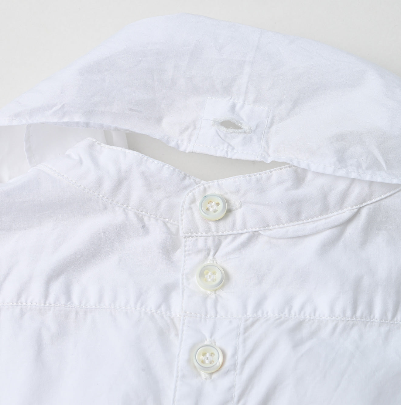 Batiste Ribbon Blouse Detail