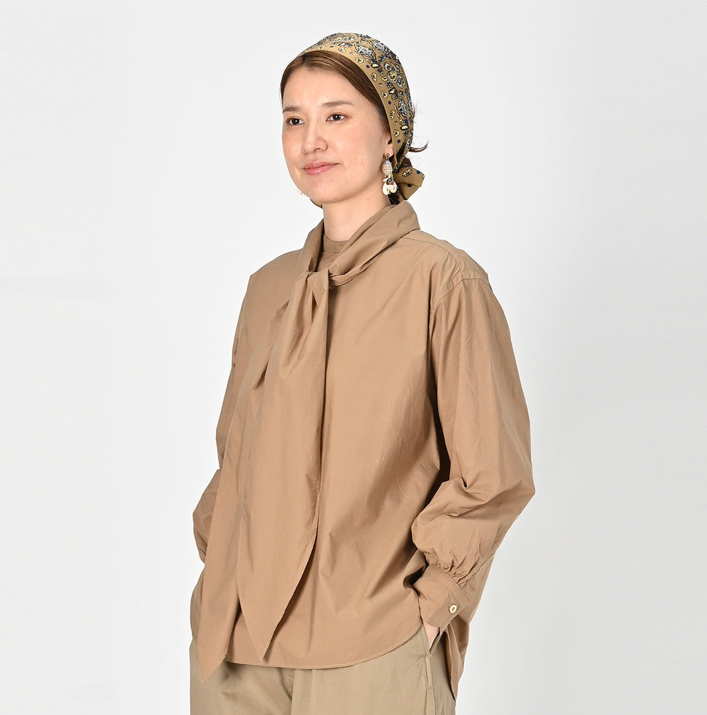 Batiste Ribbon Blouse Female Model