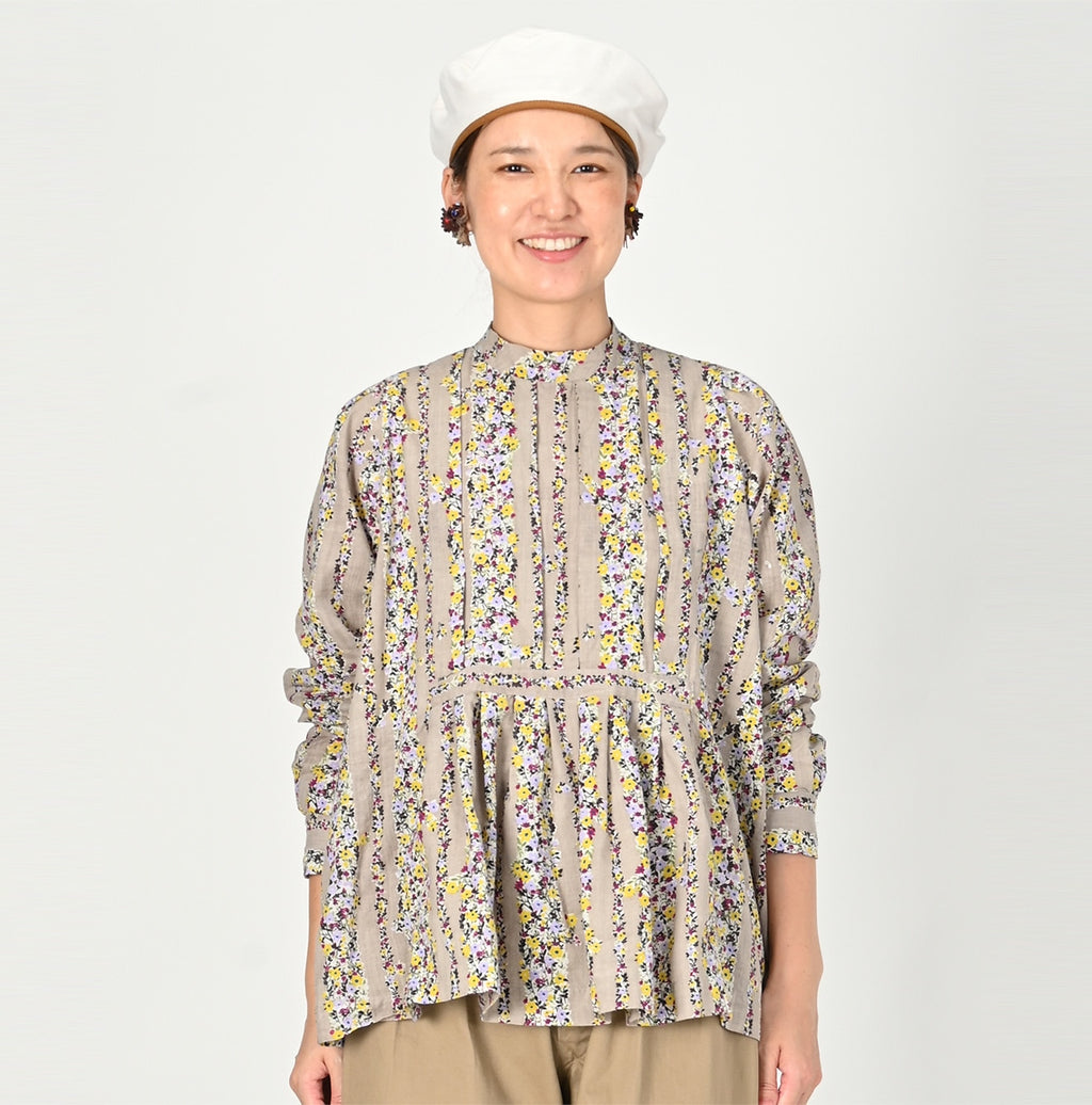 Indian Khadi Soapworts Flower Print Blouse Female Model