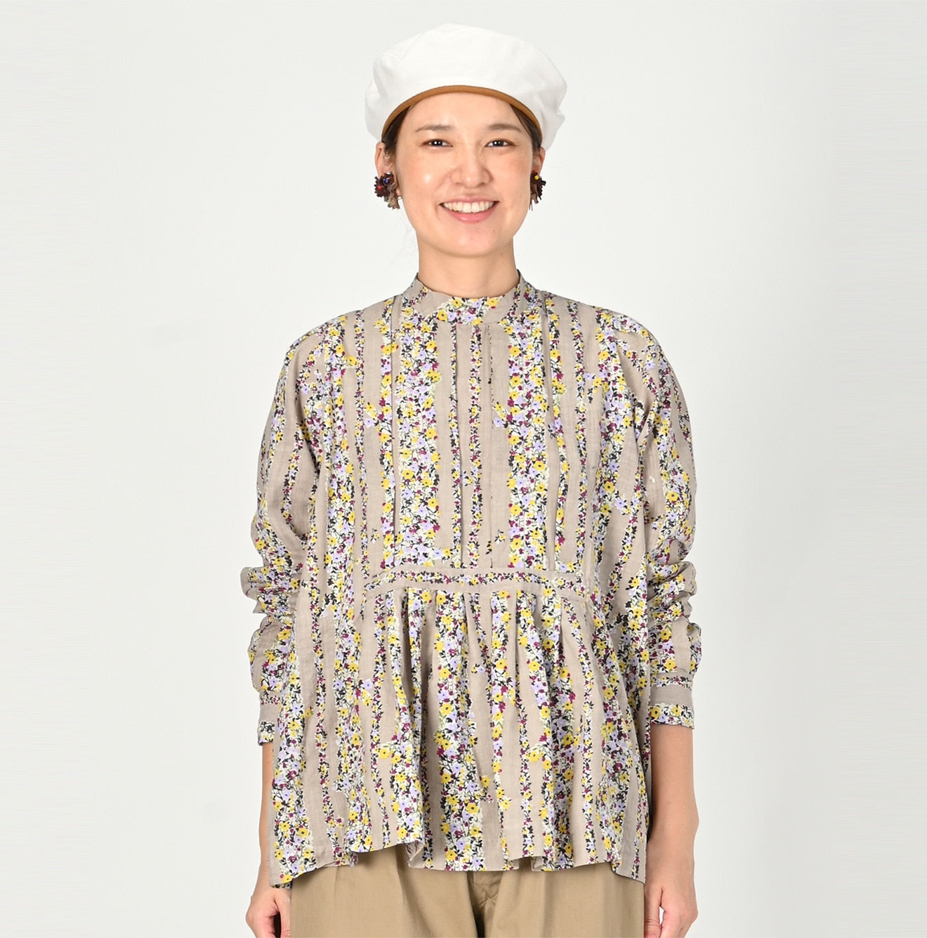Indian Khadi Soapworts Flower Print Blouse Female Model