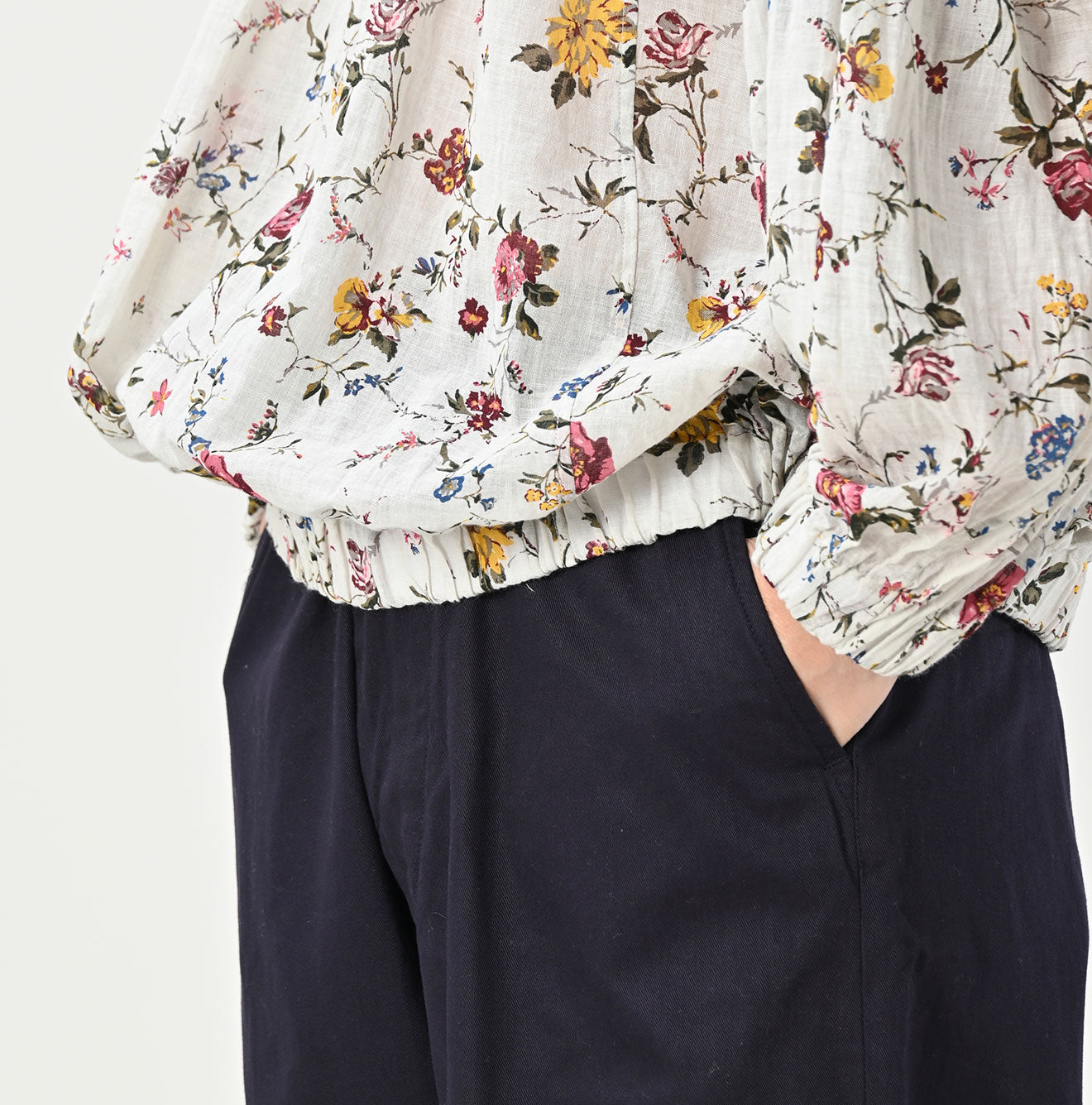 45 Gauze Antique Flower Print Shirring Blouse Detail